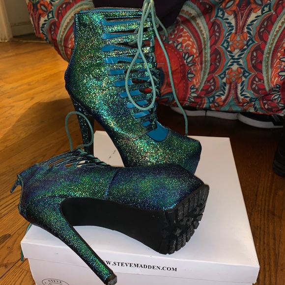 Steven Madden - Shana - Picture 2 of 2